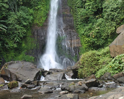 Cascada de Gitgit