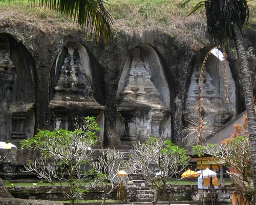 gunung kawi