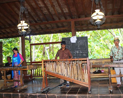 taman nusa park indonesia culture